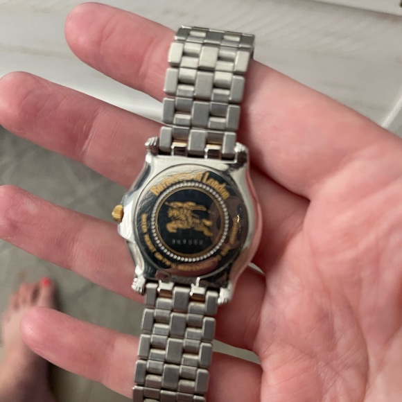Vintage Burberrys London watch authentic - Picture 5 of 7